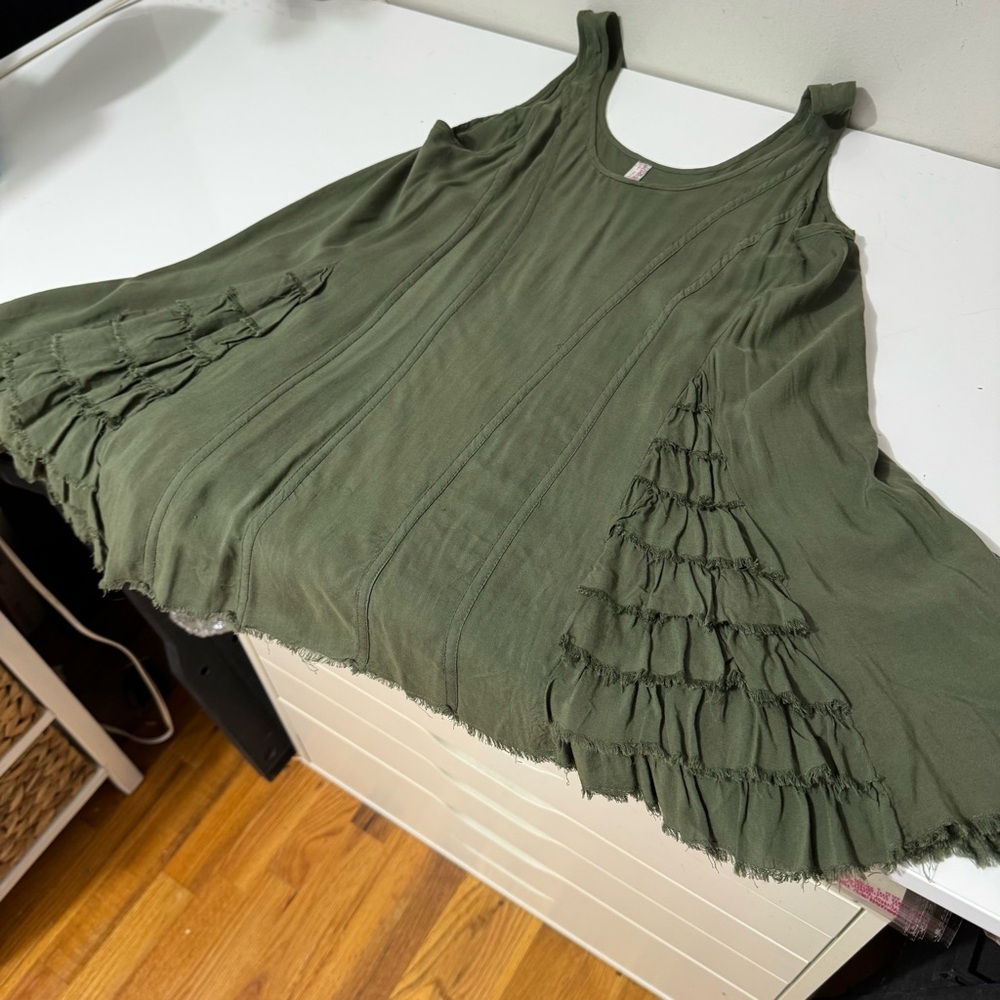 Free People whimsy ferry, layering, bohemian BoHo Olive Green Tank Top small - Picture 5 of 7